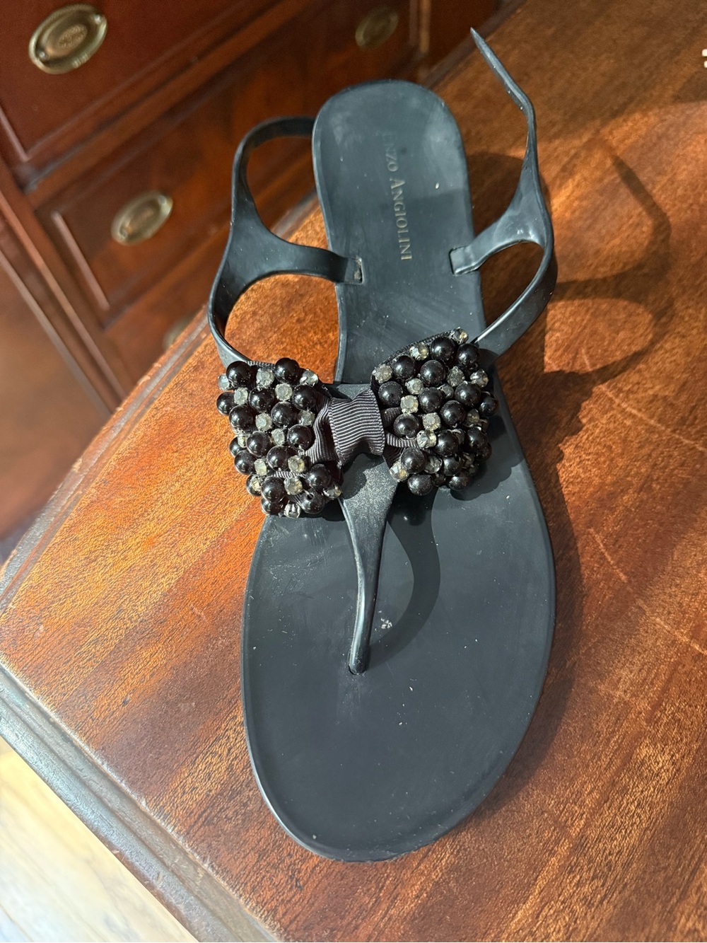 Enzo Angiolini Black Beaded Bow Thong Sandals